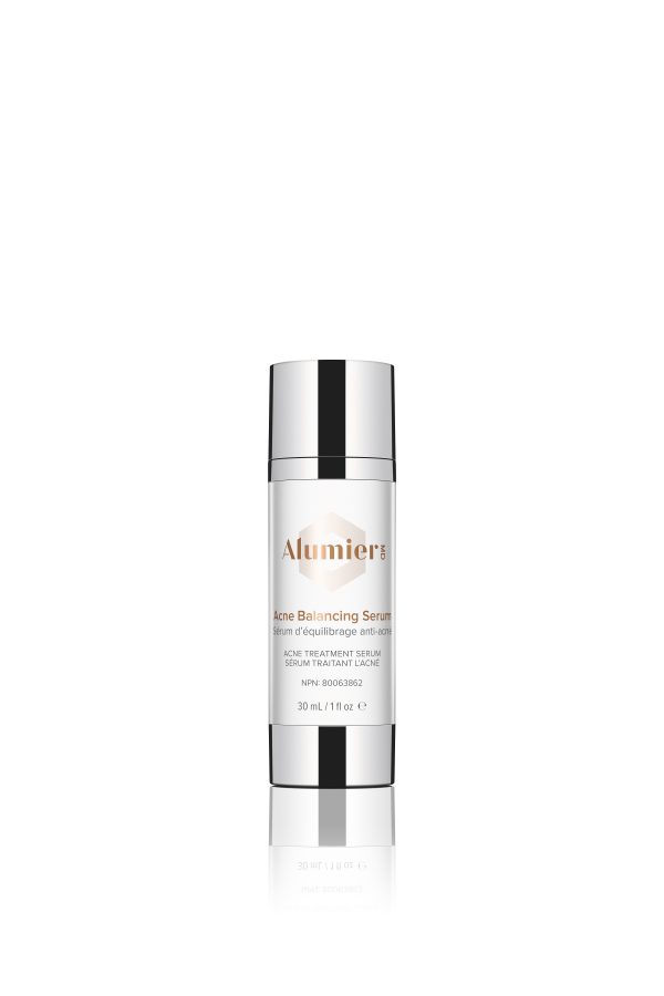 A highly effective, lightweight serum that penetrates pores to reduce acne, allow skin to heal and prevent new blemishes.