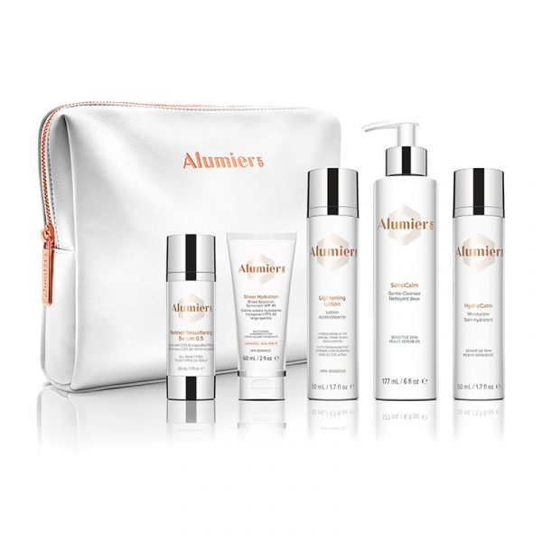 AlumierMD introduces the Brightening Collection for Dry/Sensitive skin, featuring Lightening Lotion 2%. This curated collection of home care products supports skin brightening and are housed together in a white vegan leather cosmetic bag.
